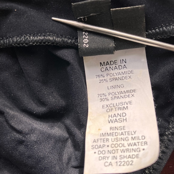 SHAN BLACK BIKINI SET WITH GROMMETS - Picture 3 of 16